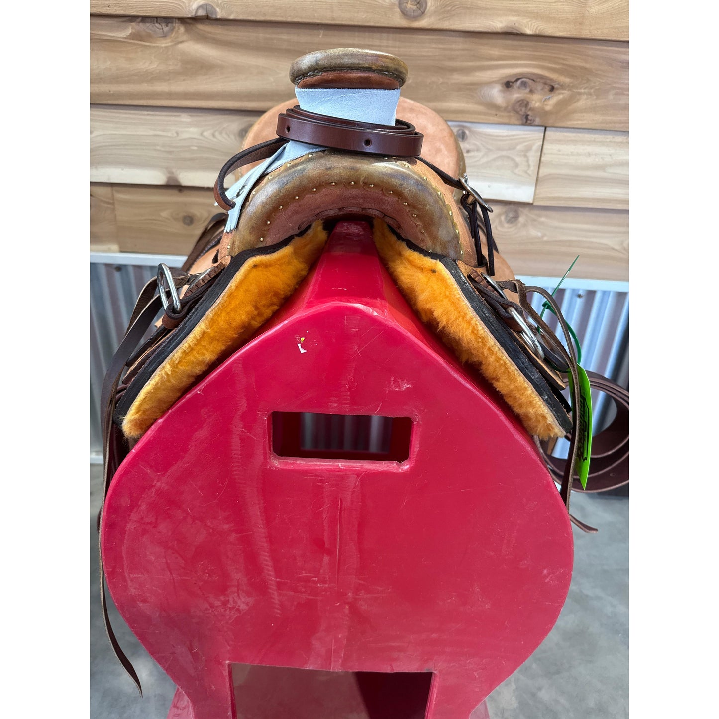 Irvine Custom 16" Wade Saddle