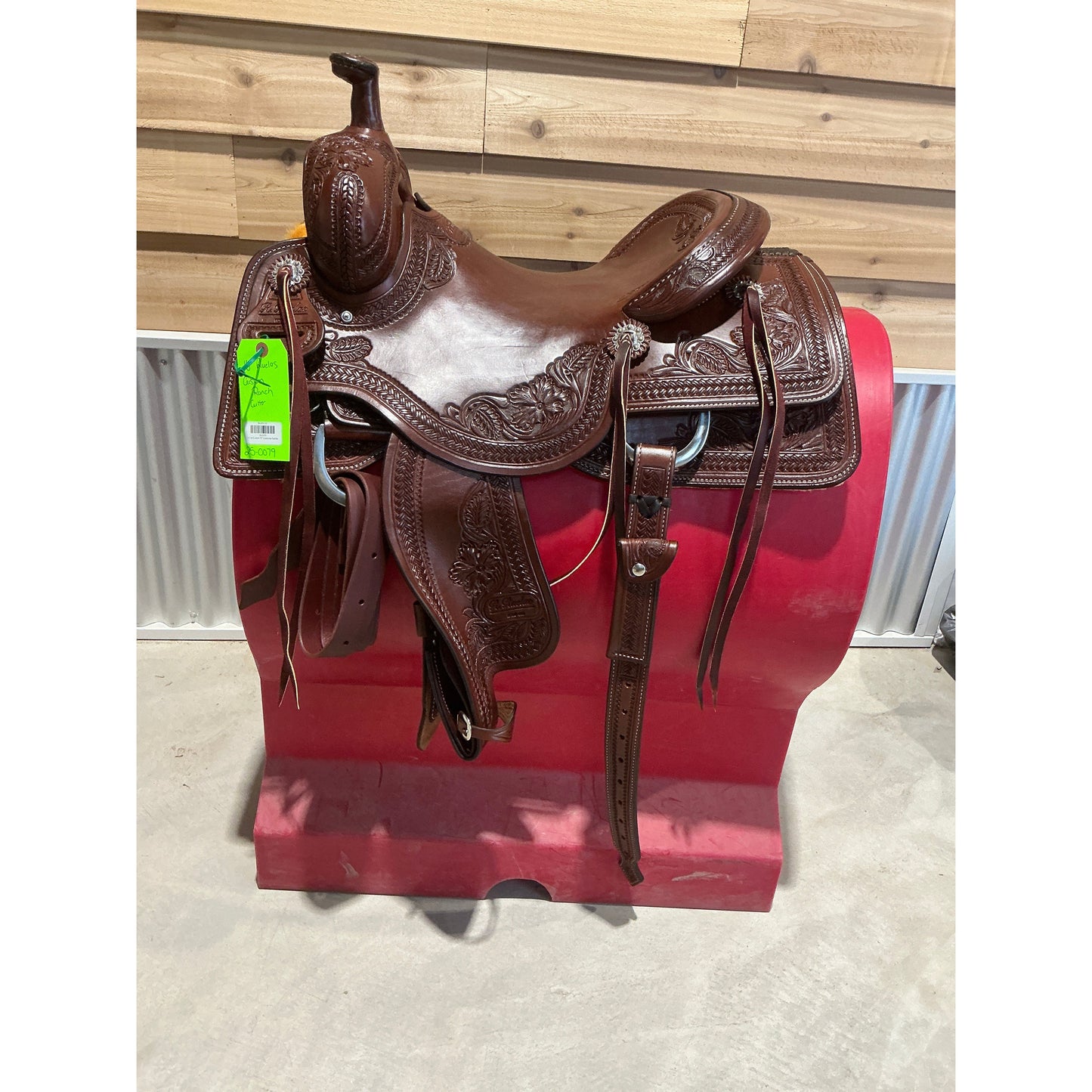 R. Ruelas Custom 16" Cowhorse Saddle
