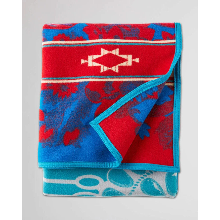 Jacqueard Napped Blacket Gather- Blue