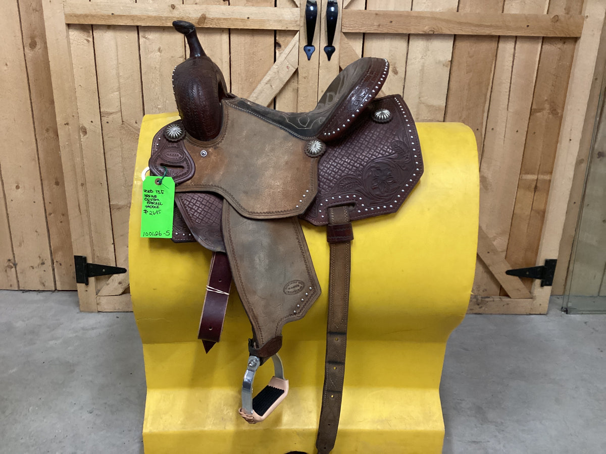 Used Irvine 13.5 Barrel Saddle