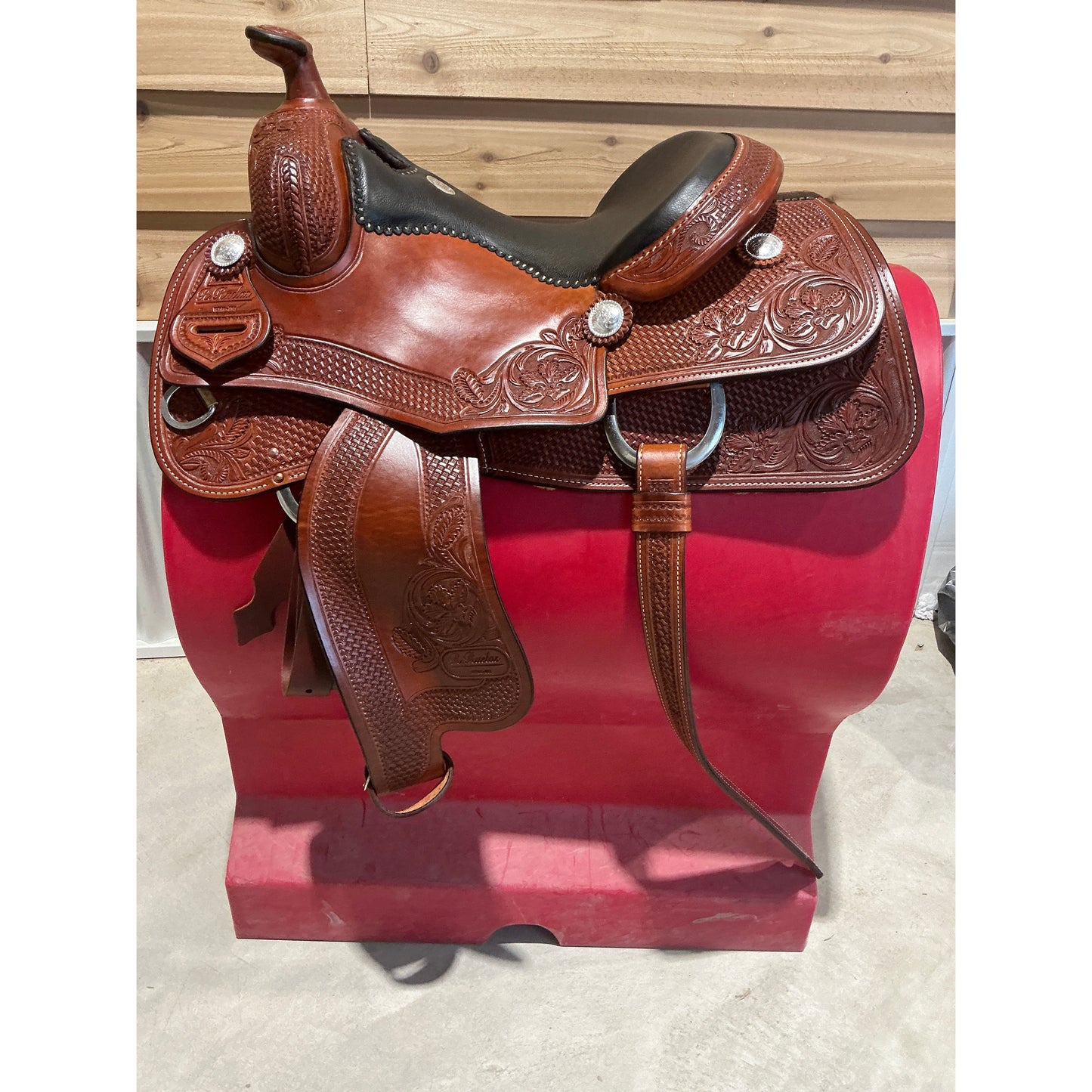 R. Ruelas Custom 15” Cowhorse Saddle