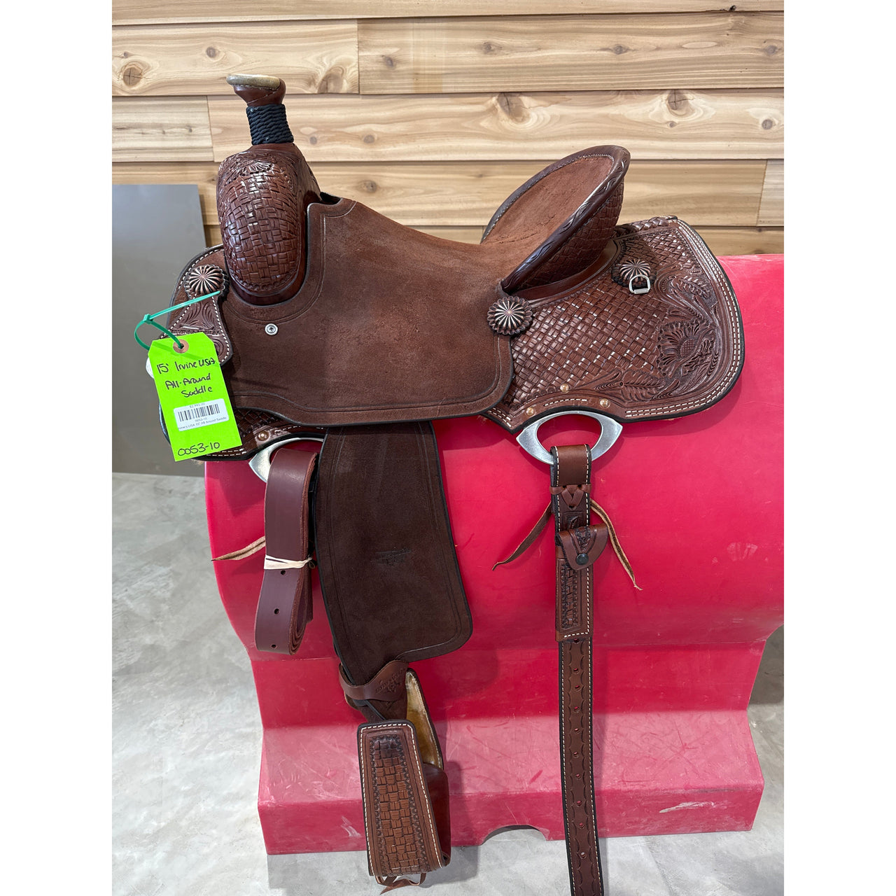 Irvine's USA 15" All Around Saddle