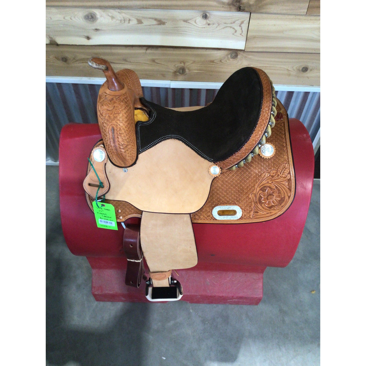 Stock Yard 14" Barrel Saddle