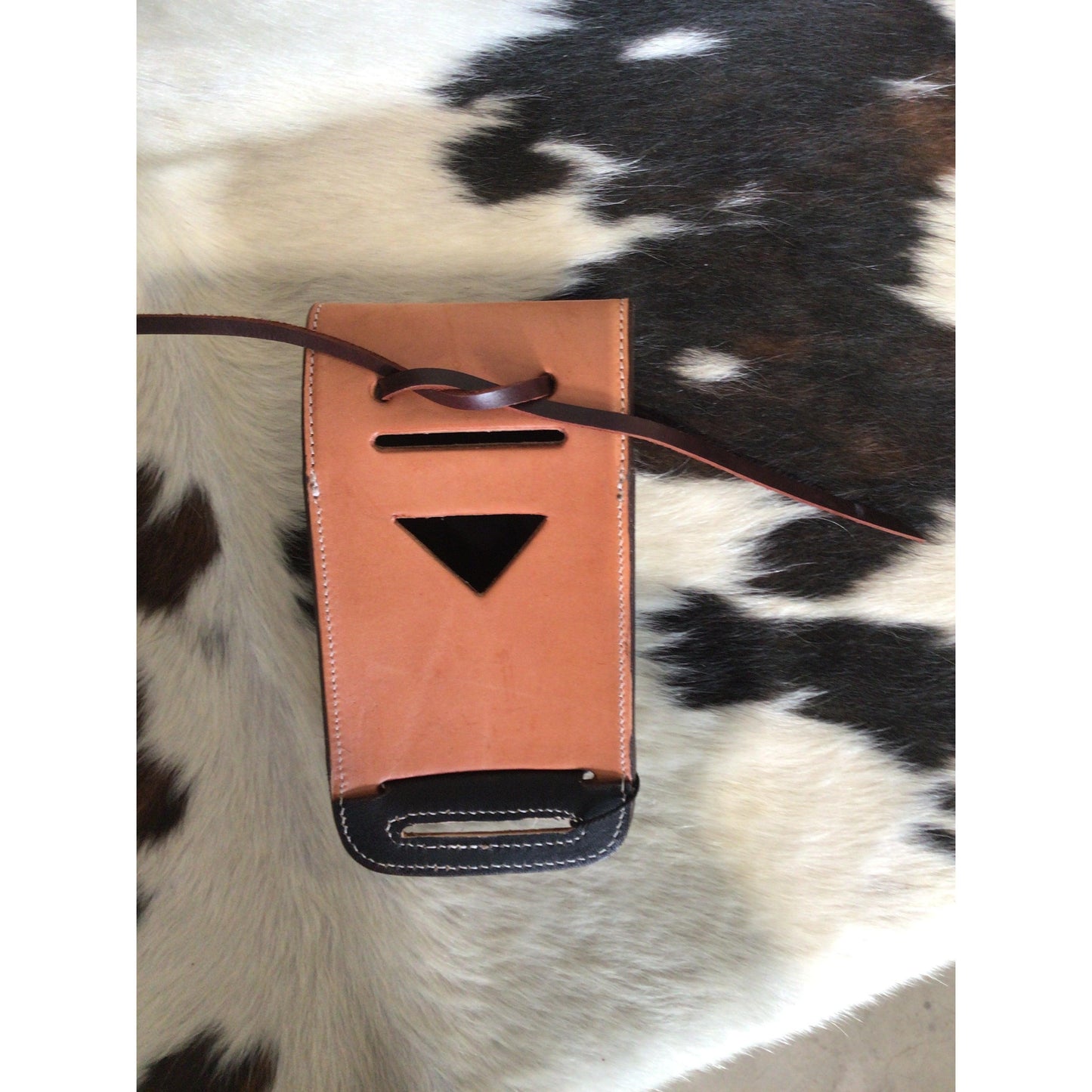 Professional Choice Cell Phone Case Basket/Floral Buckstitch