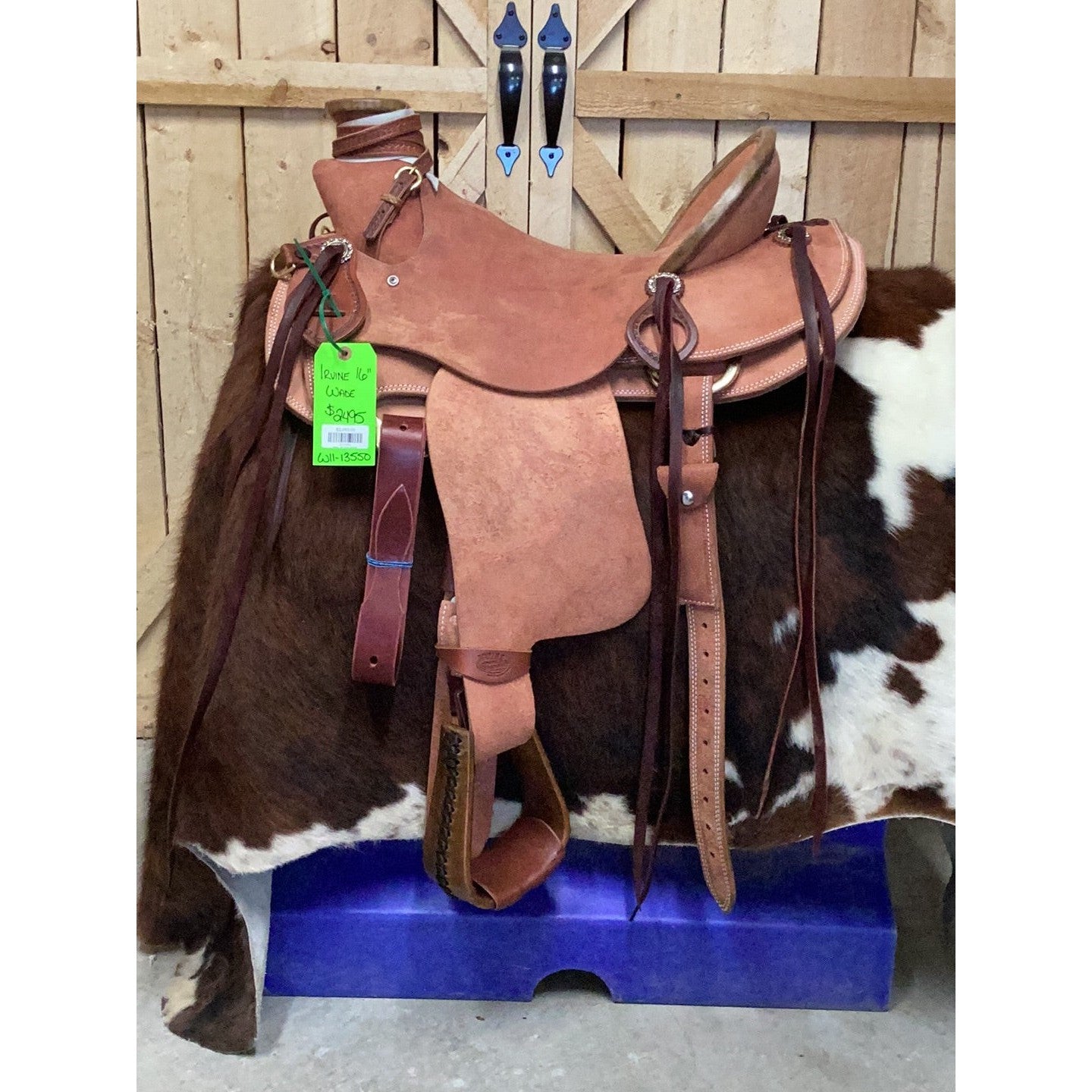 Irvine  16" Wade Saddle