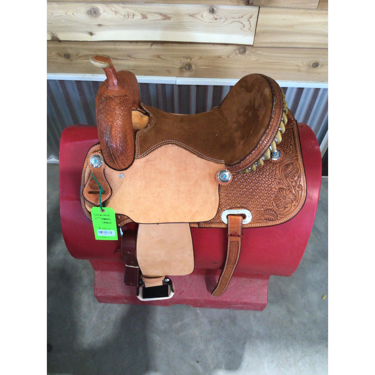 Stock Yard Barrel 15" Barrel Saddle