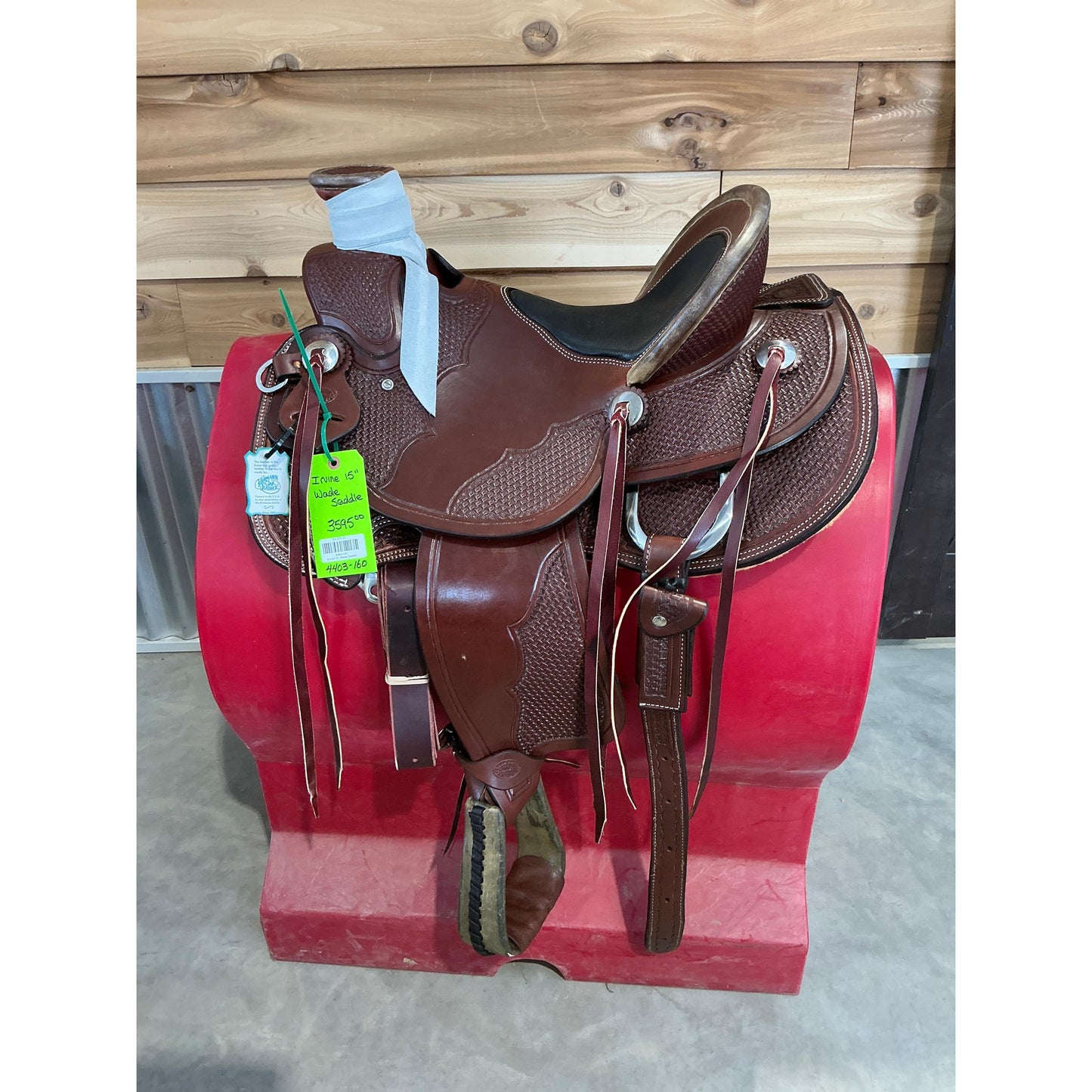 Irvine 15" Wade Saddle