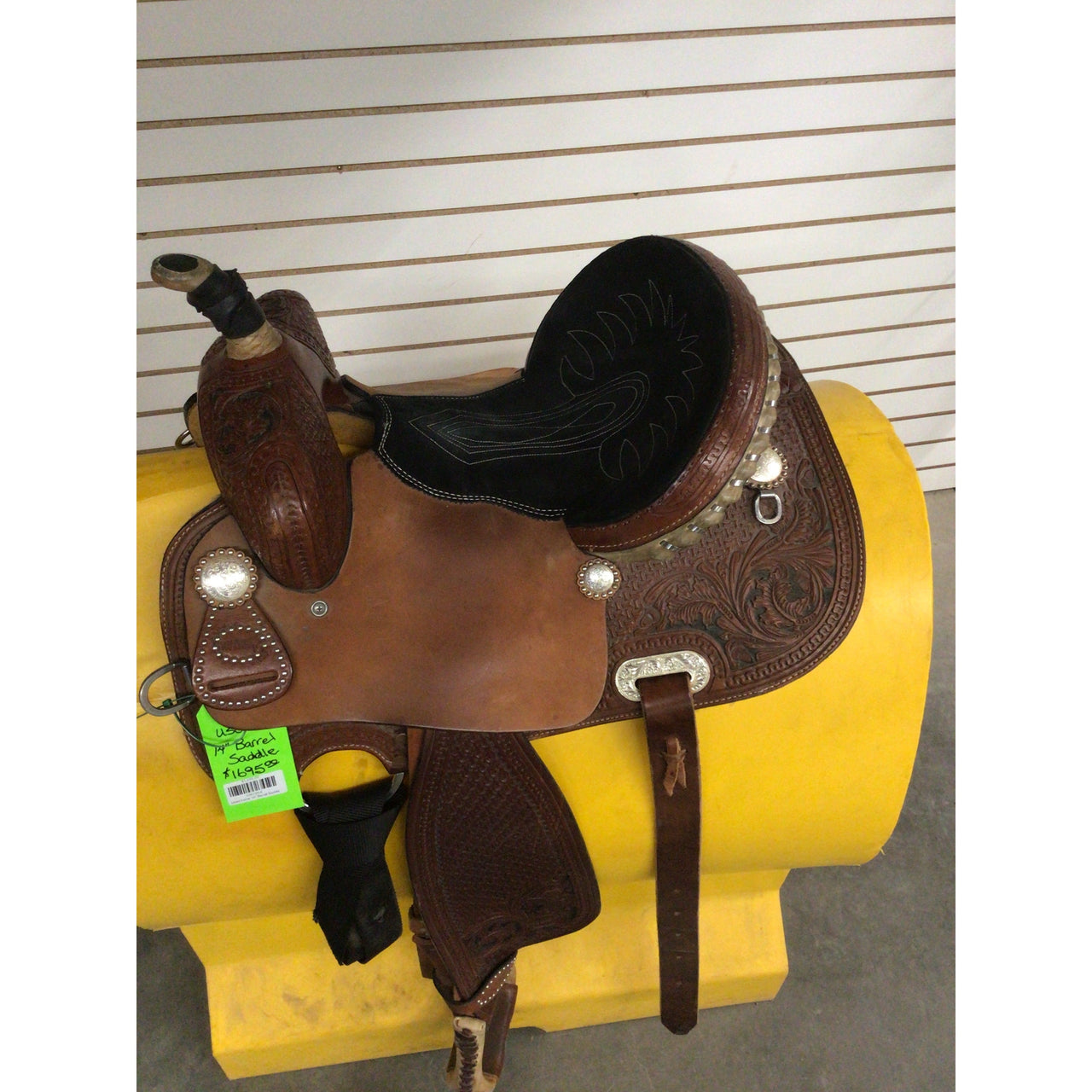 Used Irvine 14" Barrel Saddle