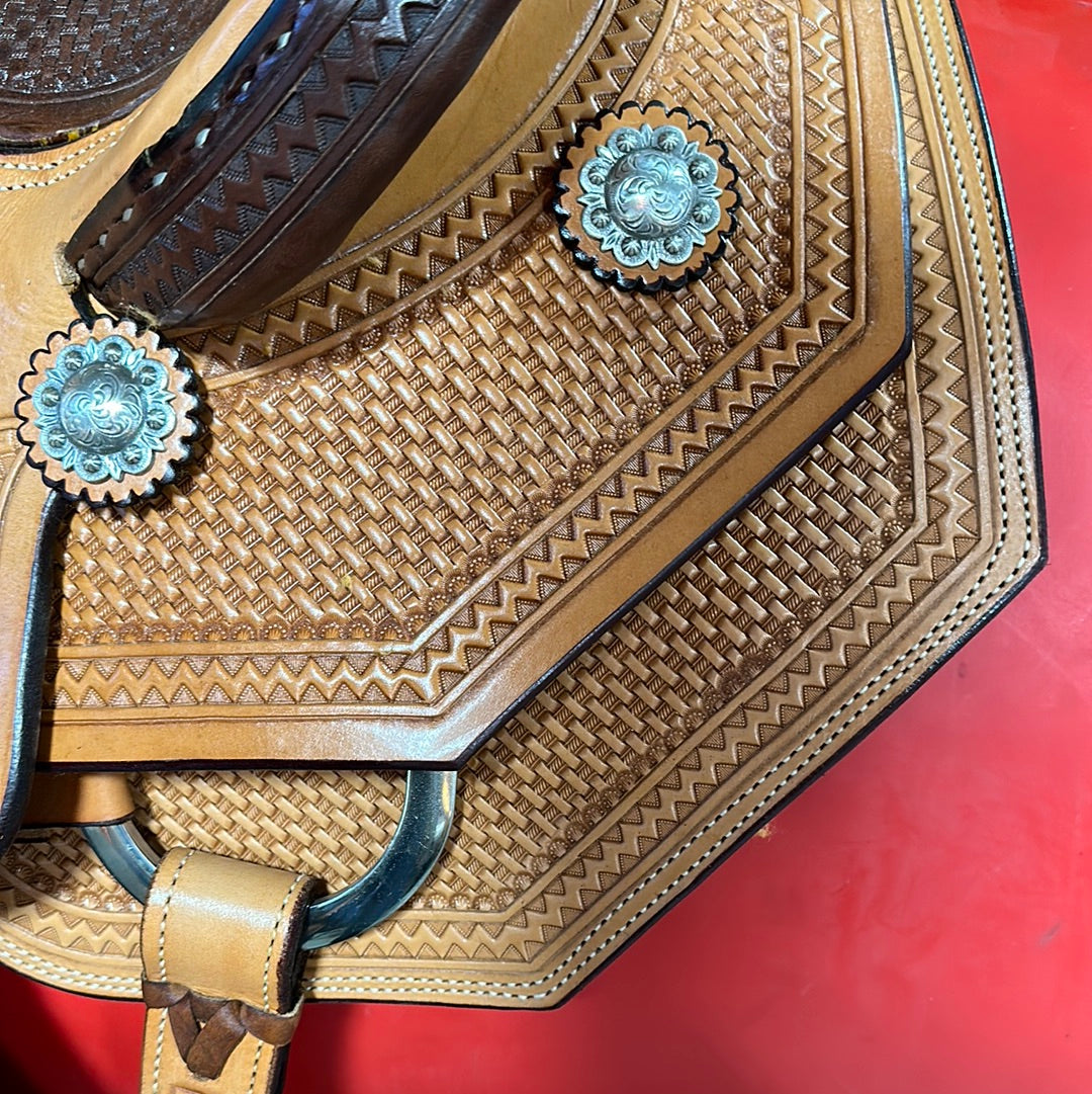 Irvine 15.5" Association Saddle