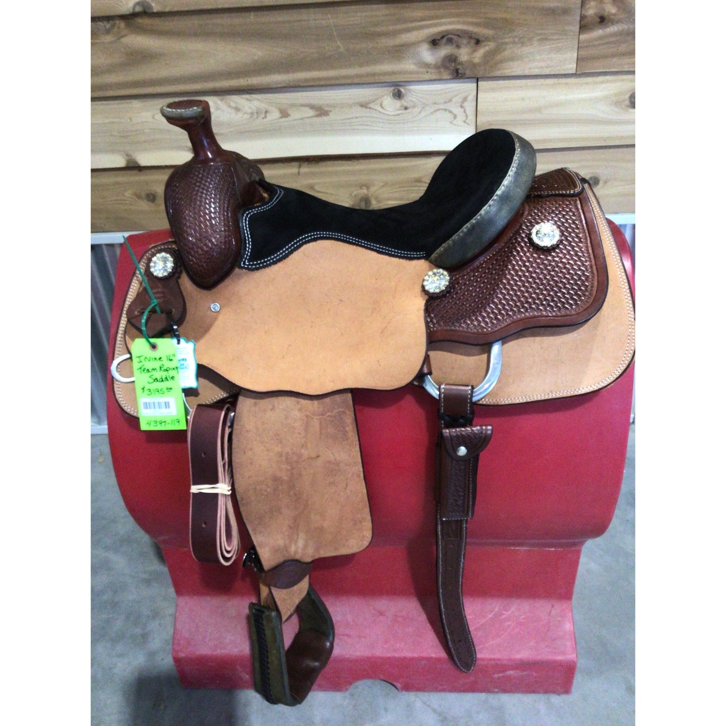 Irvine 16" Team Roping Saddle