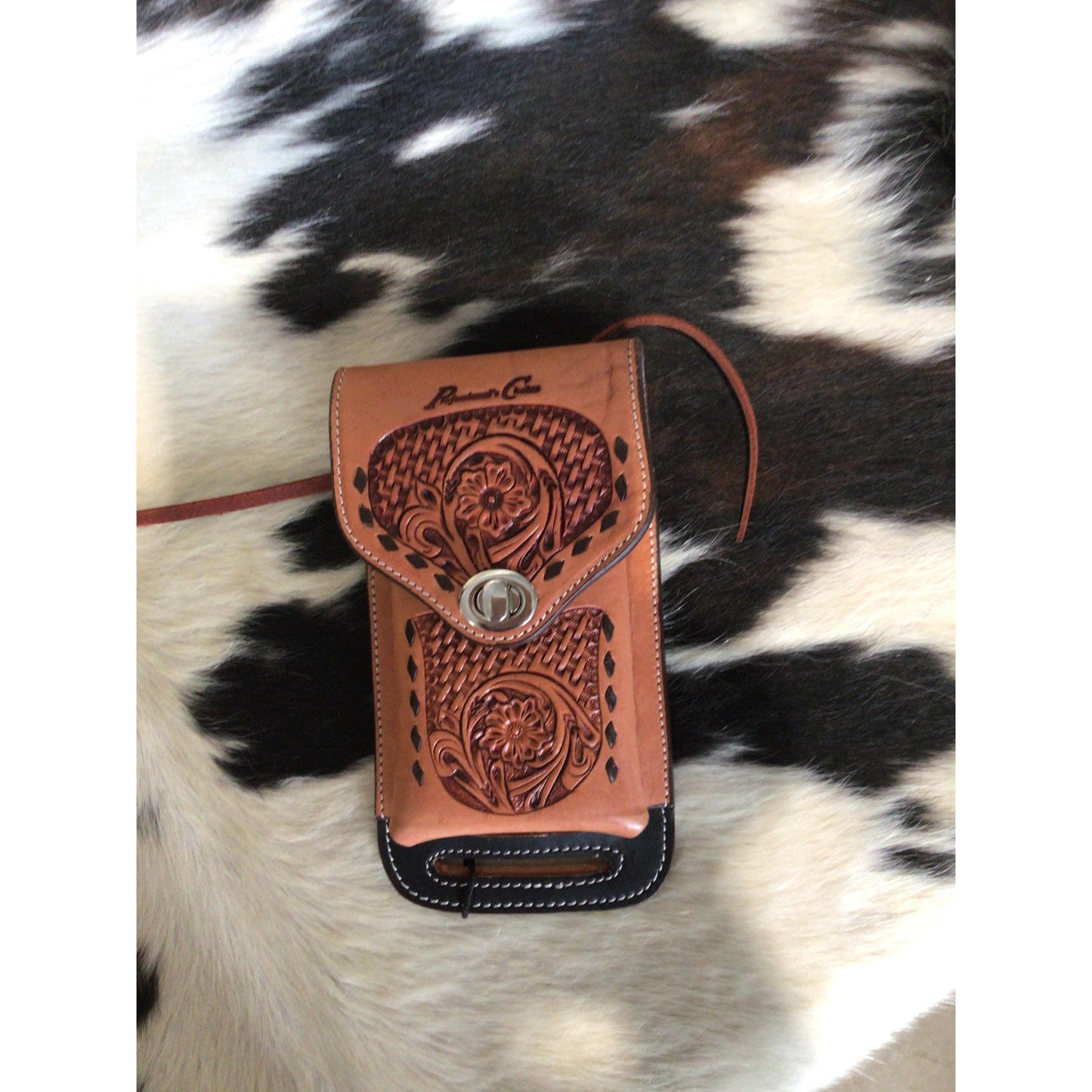 Professional Choice Cell Phone Case Basket/Floral Buckstitch