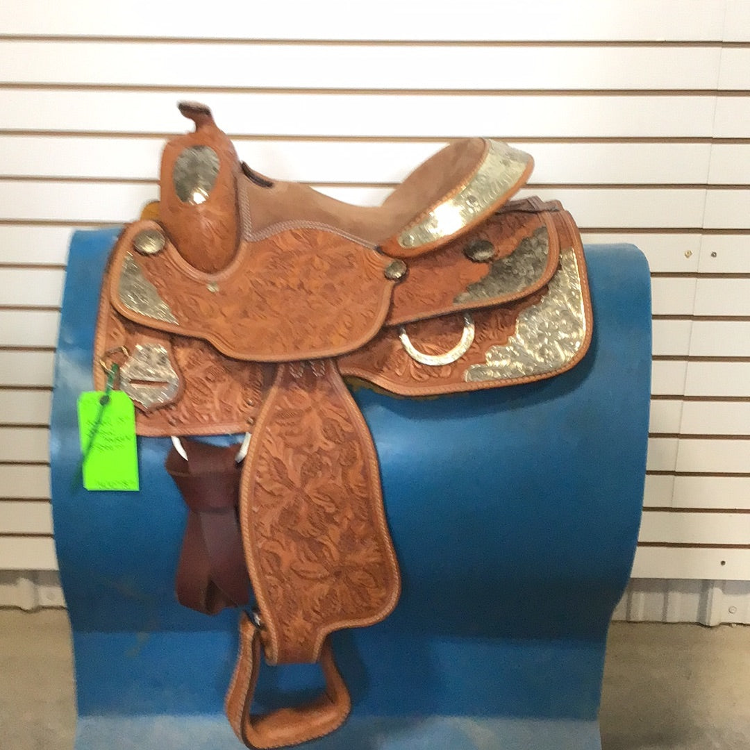 Used 13” Show Saddle