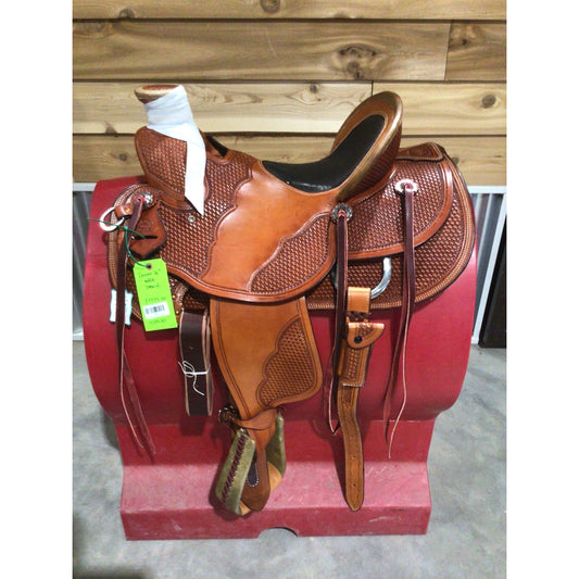 Irvine 16" Wade Saddle