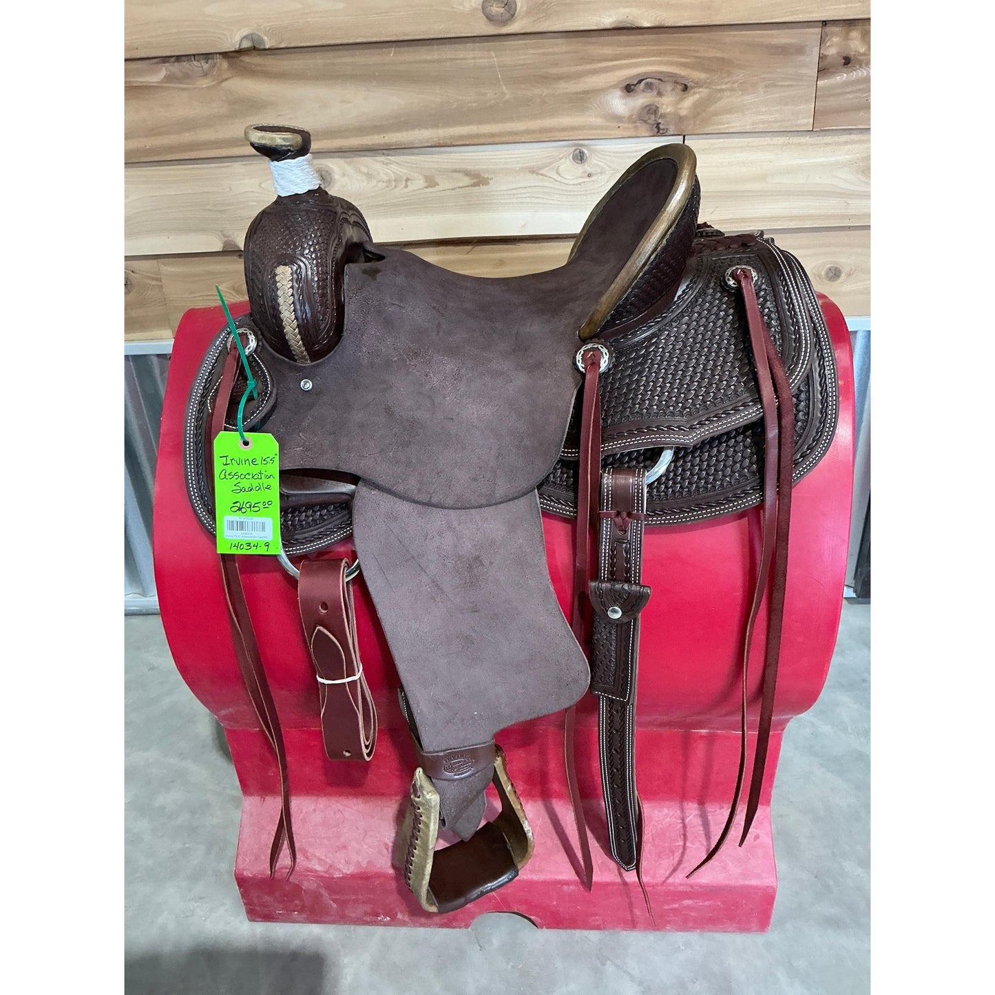 Irvine 15.5" Association Saddle