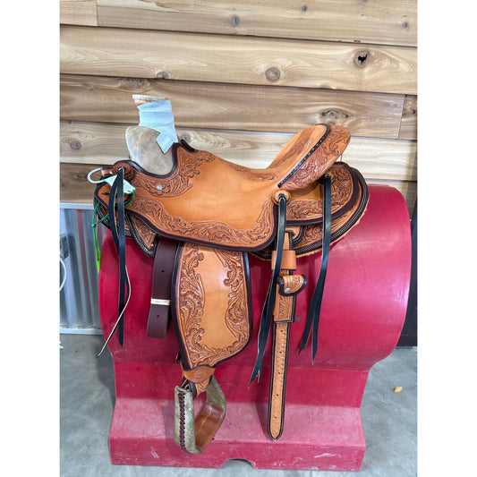 Irvine 16" Wade Saddle