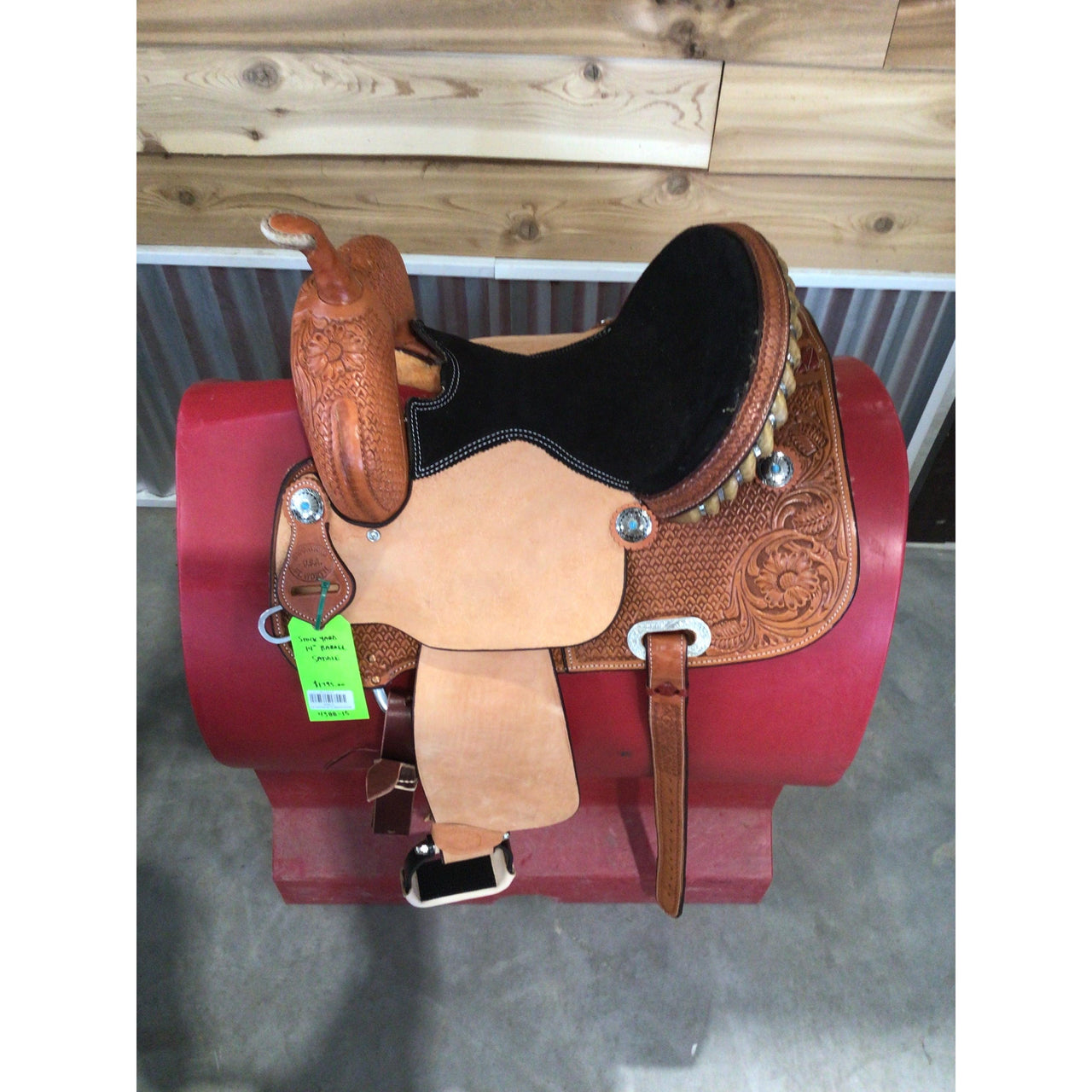 Stock Yard Barrel 14" Barrel Saddle