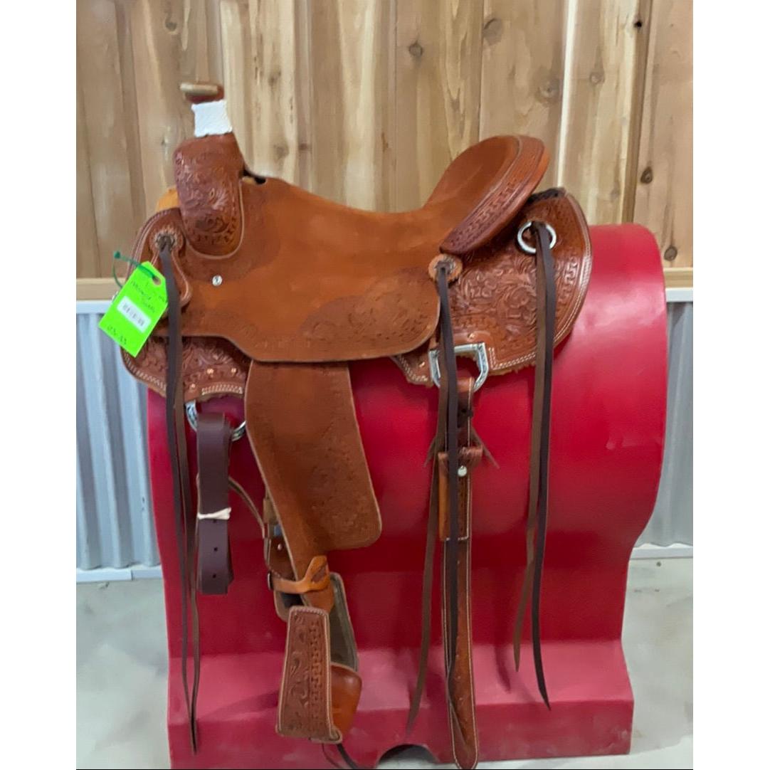 Irvine USA 16.5” All Around Saddle