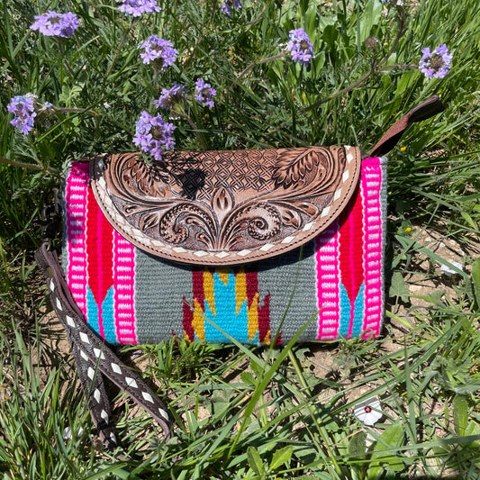 Rodeo Drive Wrist Bag