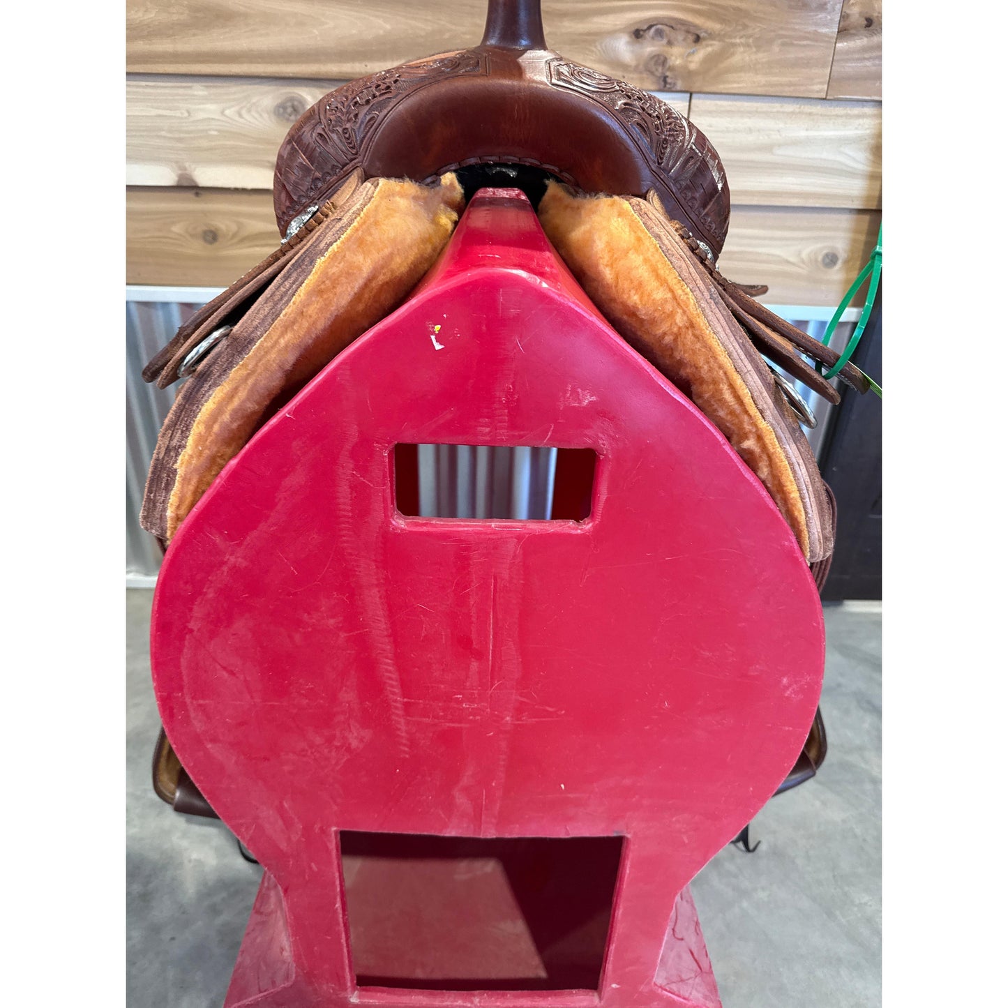 Irvine USA 13.5" Breakaway Saddle