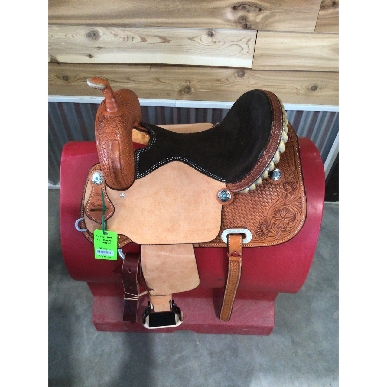 Stock Yard Barrel 15" Barrel Saddle
