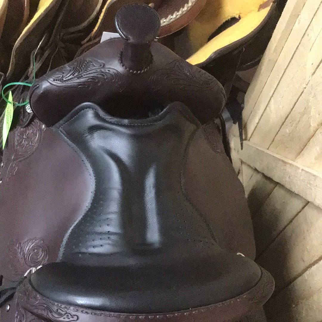 Tucker 15.5" Horizon Wanderer BNT Wide Saddle