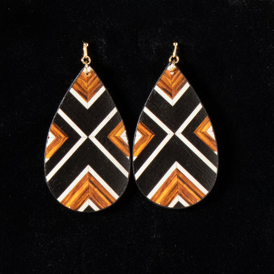 Blazin Roxx Teardrop Leather Earrings - Brown/Black