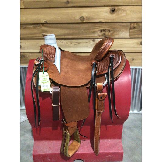 Irvine 15.5" Wade Saddle
