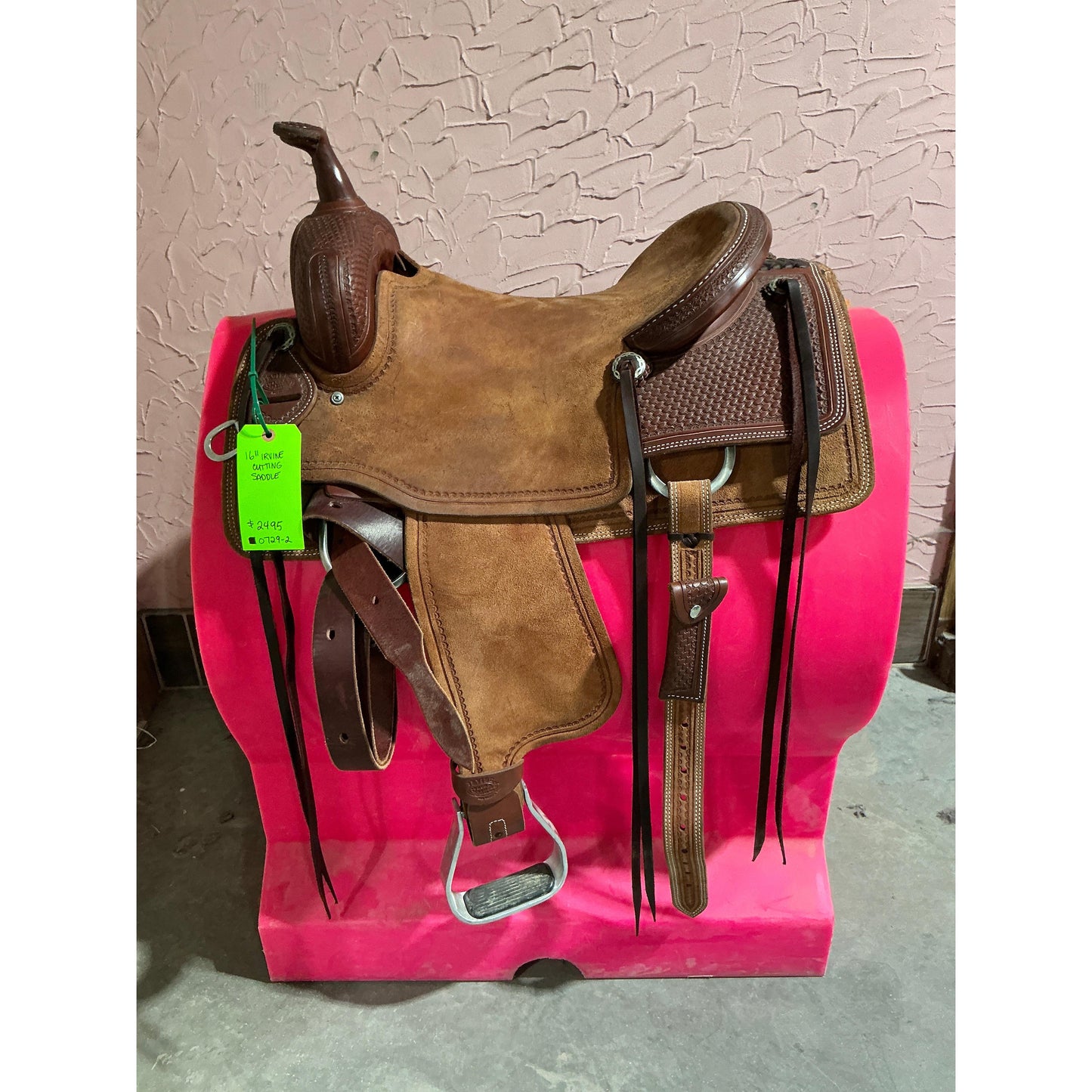 Irvine 16” Cutting Saddle