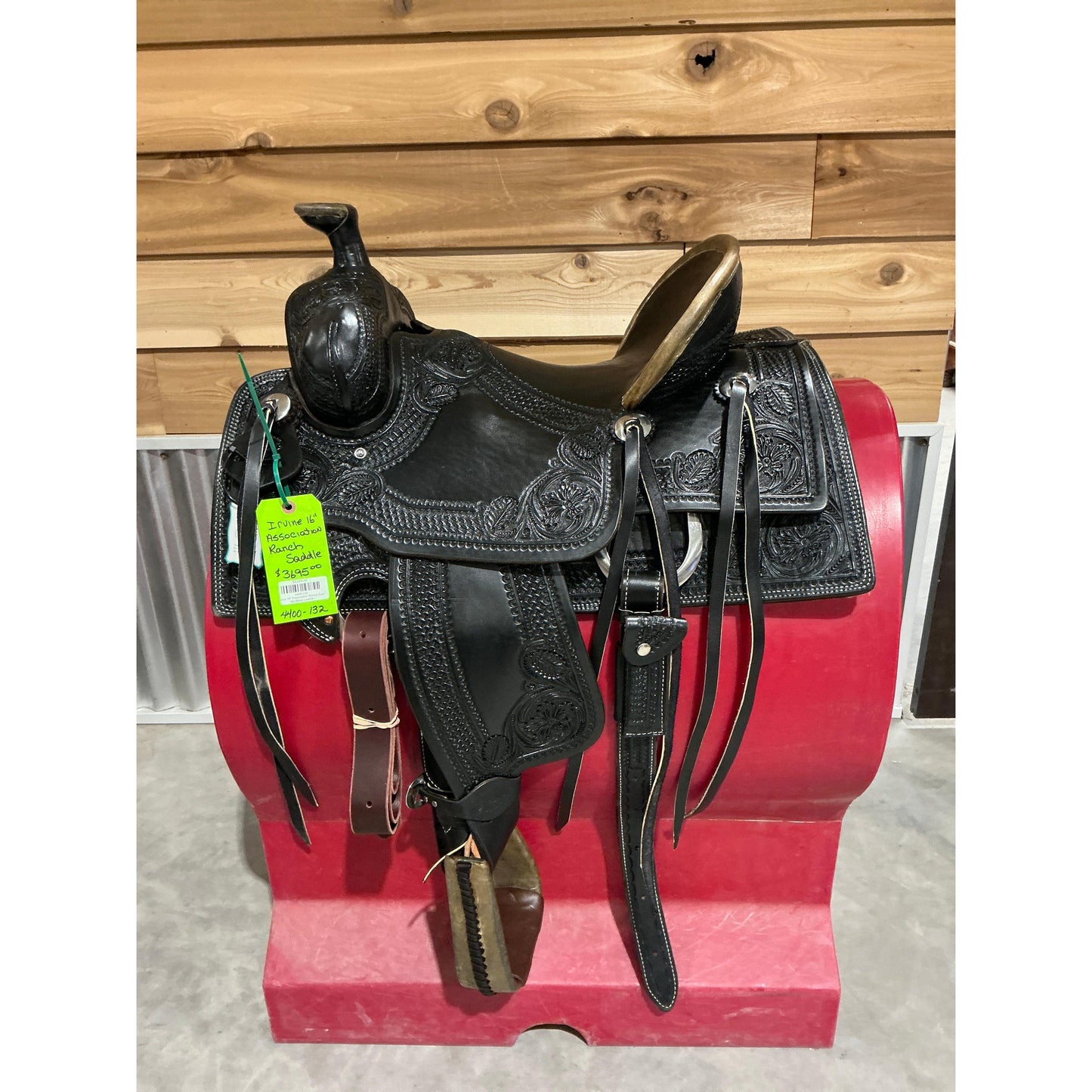 Irvine 16" Association Ranch Saddle-Black Leather
