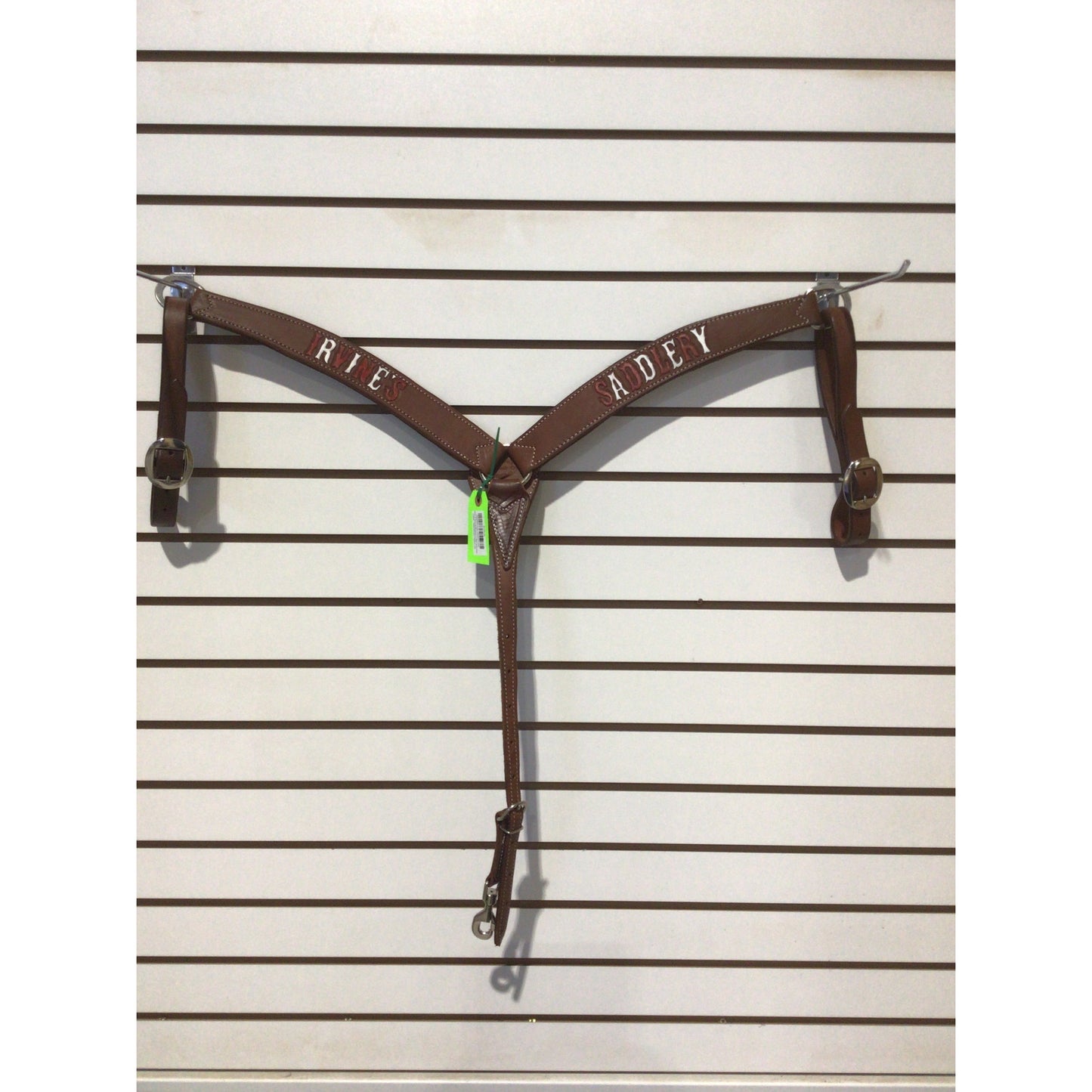 Irvine 2"Barrel Breast Collar w/Irvine Label