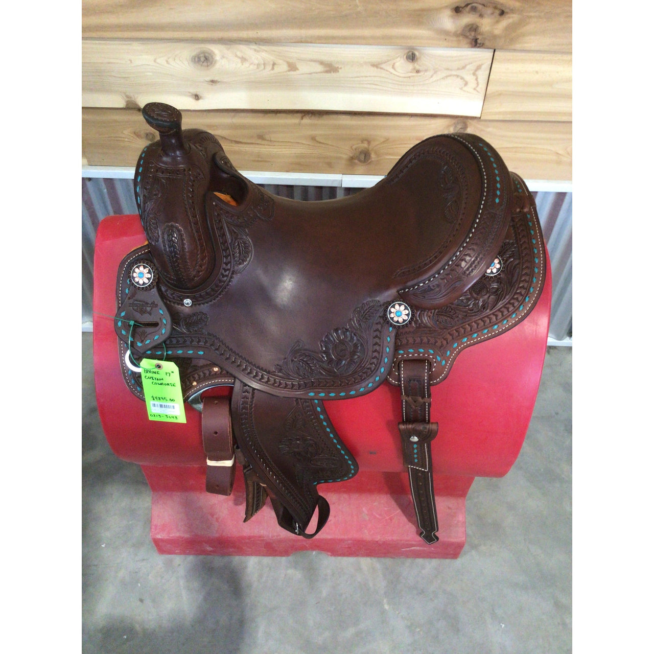 Irvine 17"  Custom Cowhorse - Buckstitch