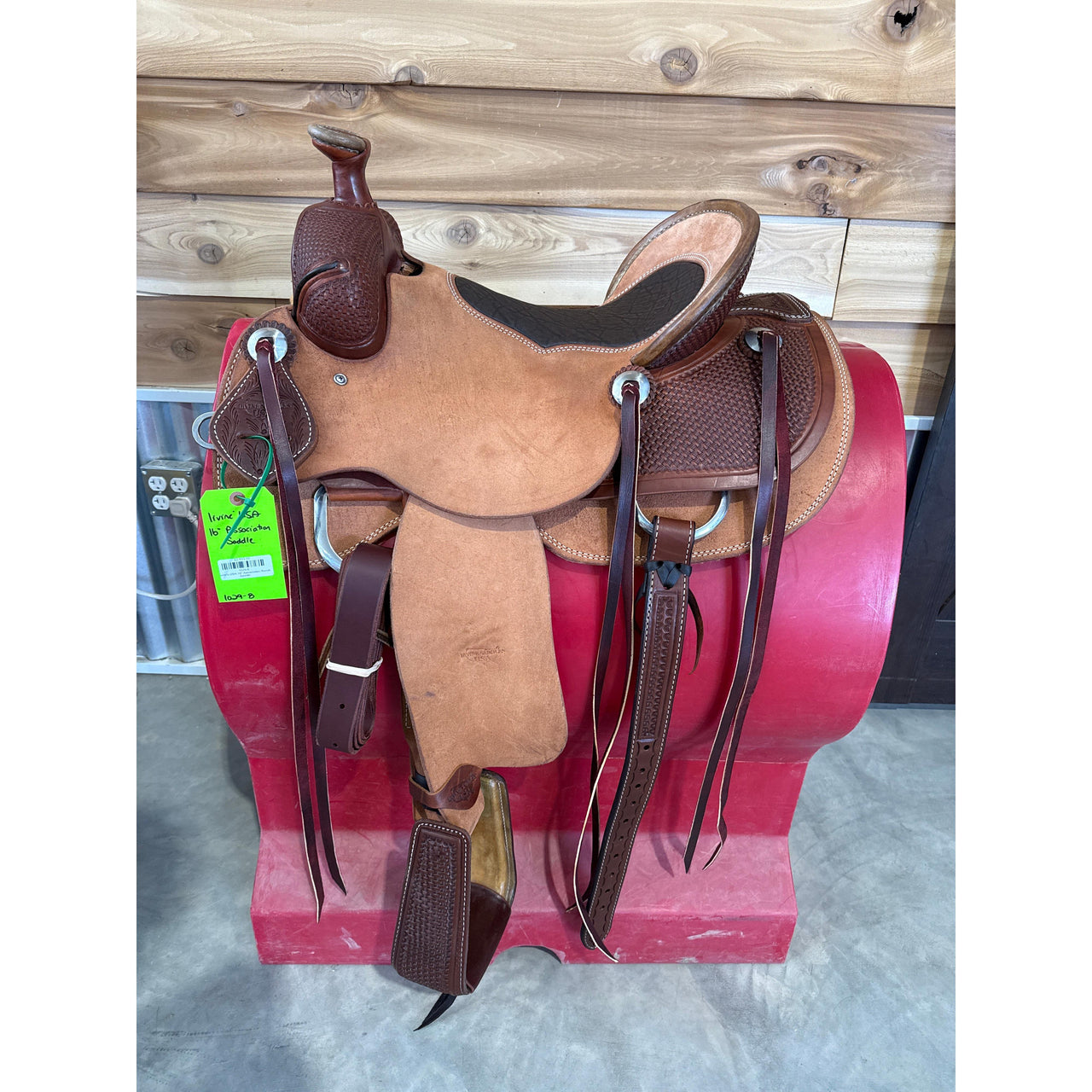 Irvine's USA 16" Association Ranch Saddle