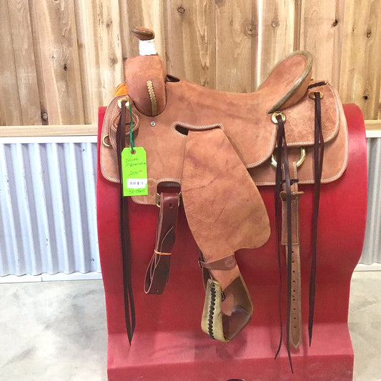 Irvine 17" Association Saddle - Post Horn