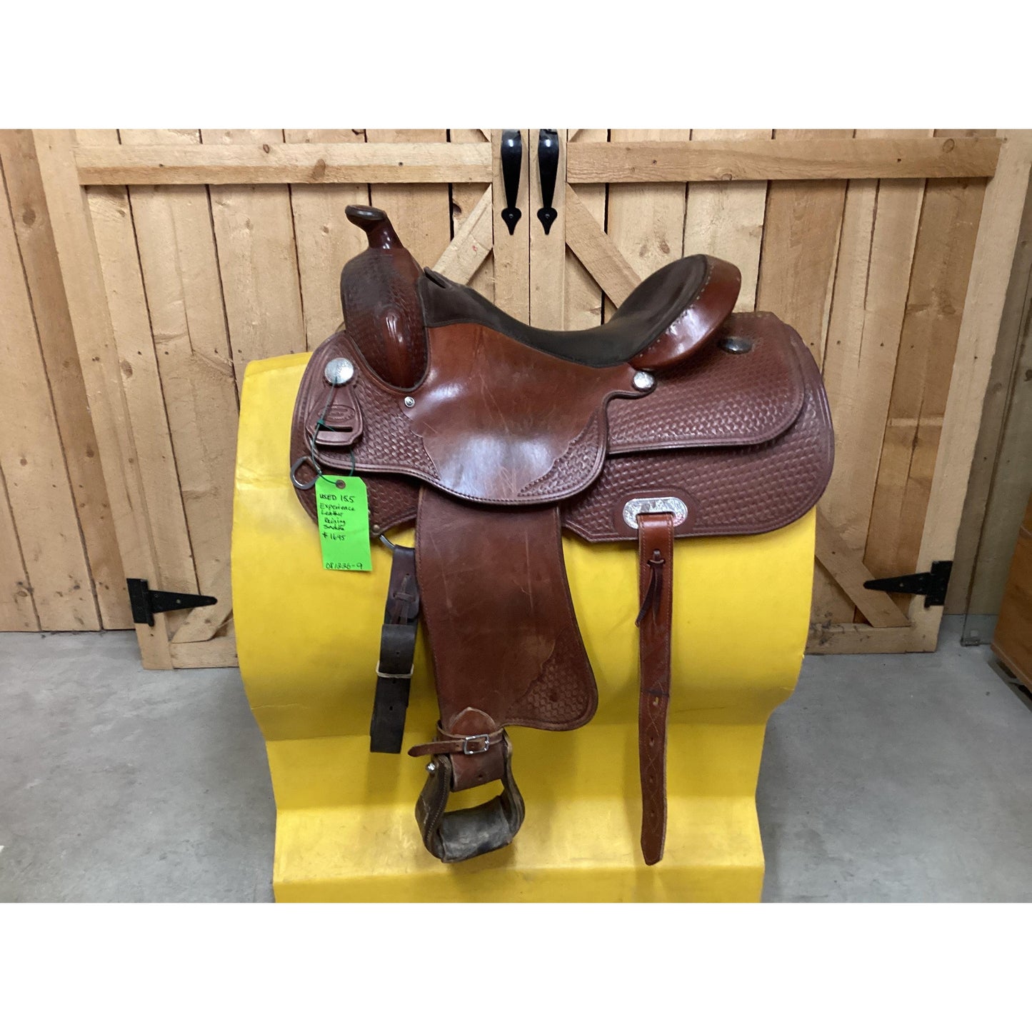 Used 15.5 Experience Leather Reining Saddle