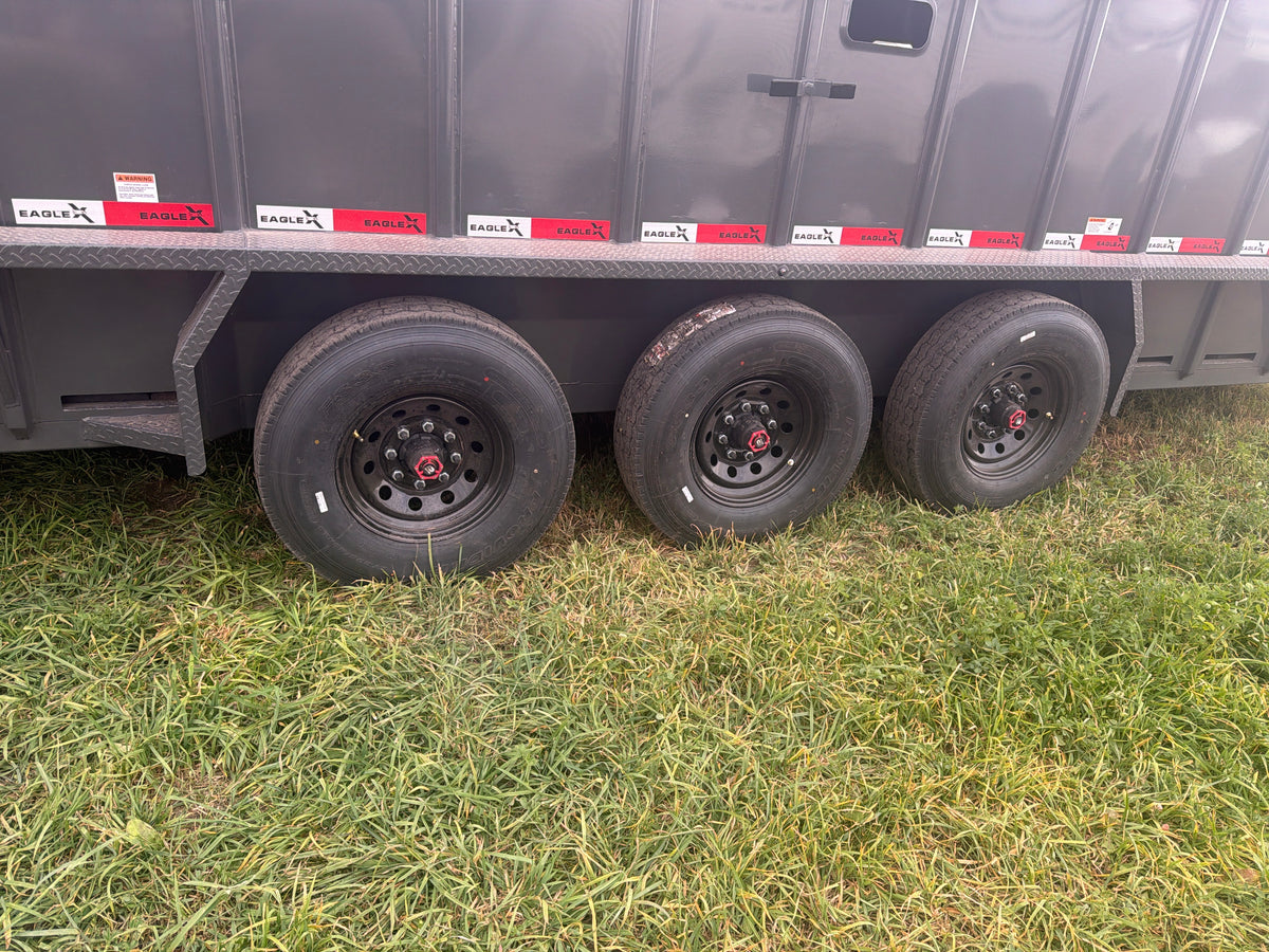 2027 Eagle X 32' Steel Livestock Trailer