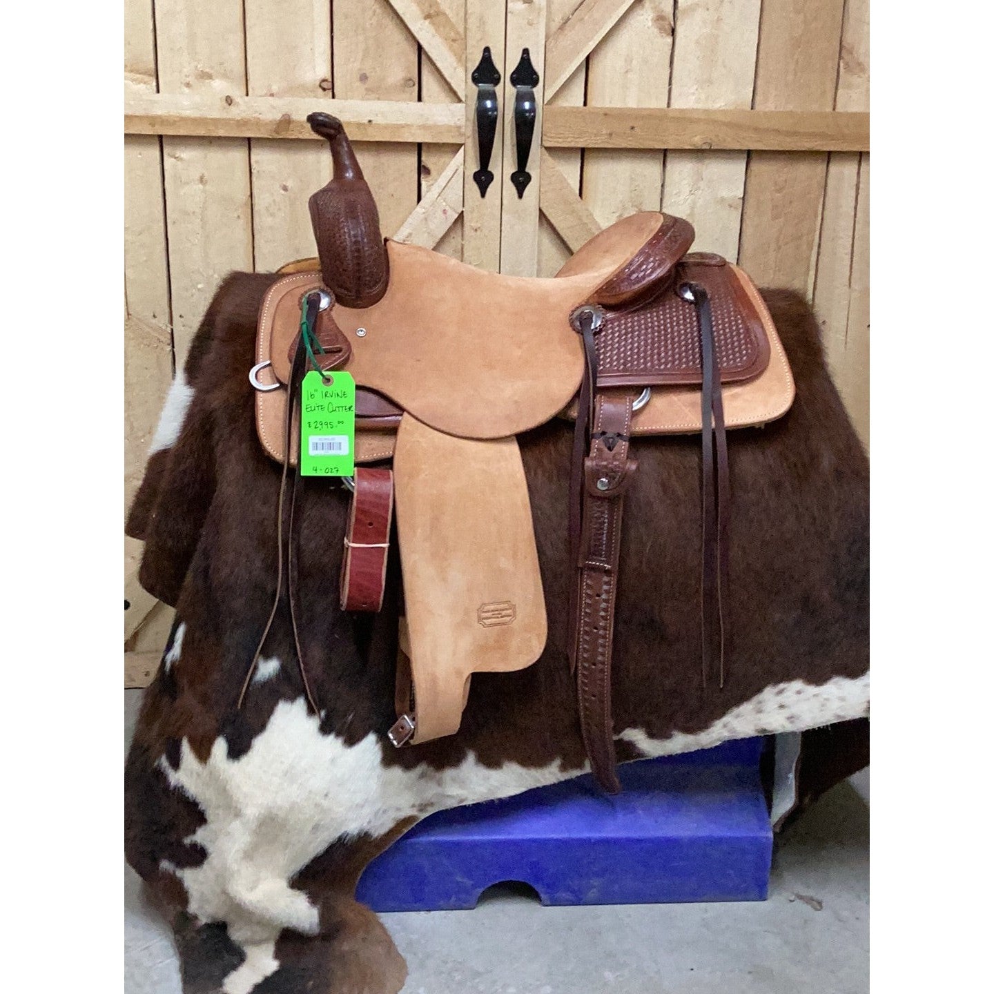 Irvine 16"  Elite Cutting Saddle