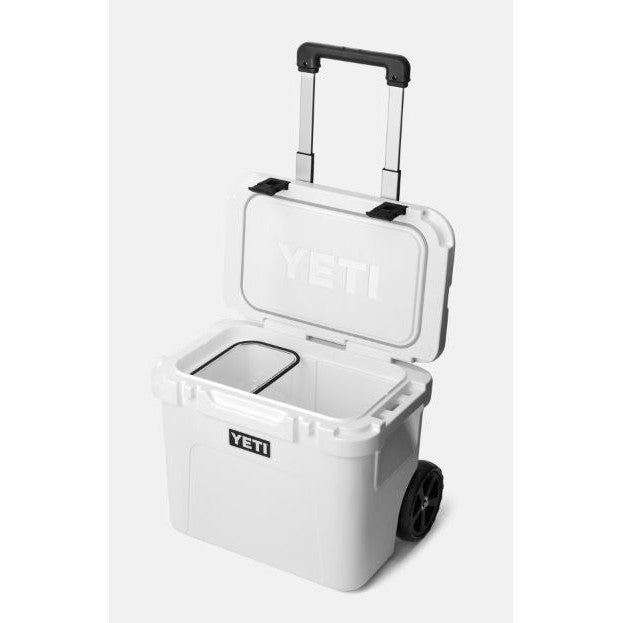 Yeti Roadie 32 Wheeled Hard Cooler - White