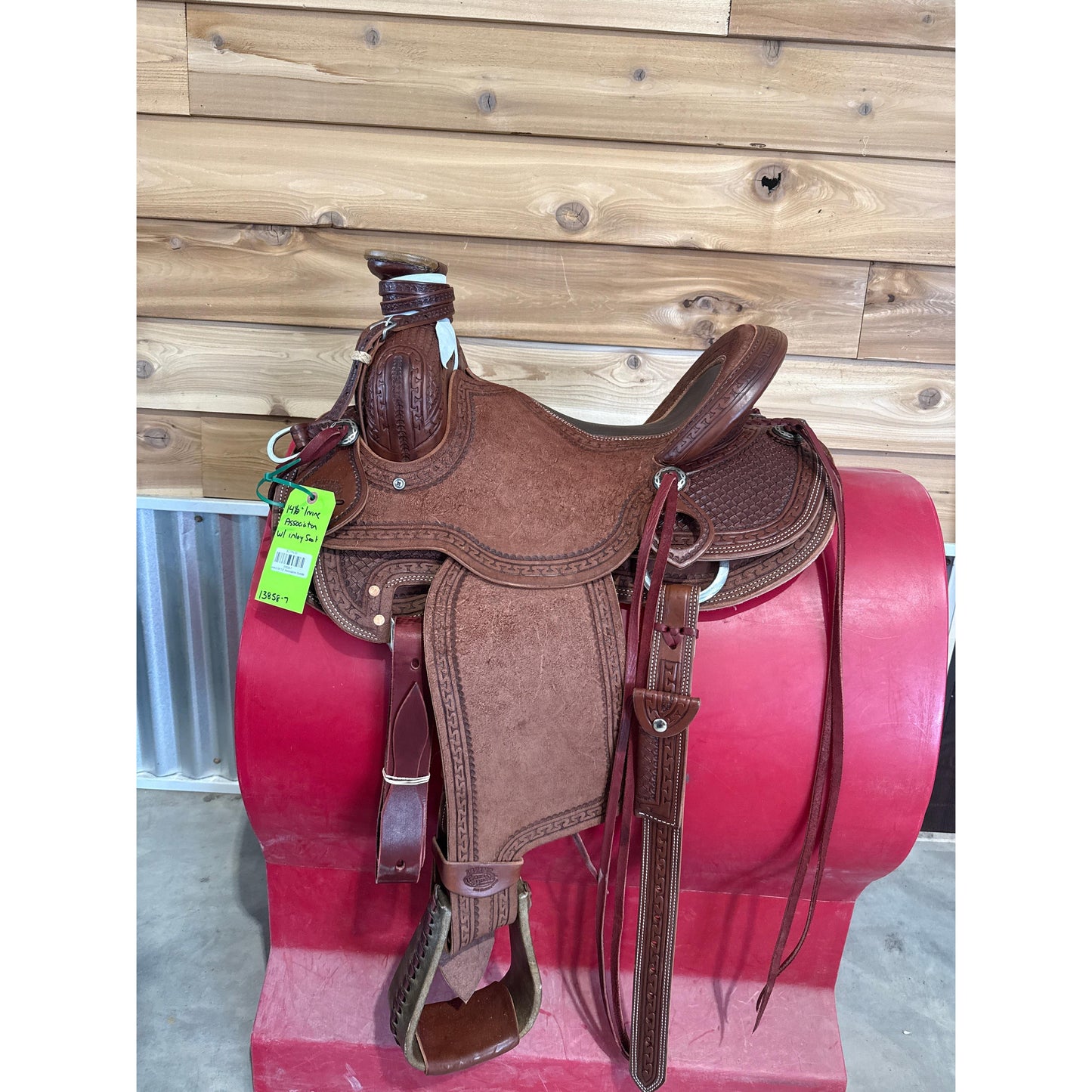 Irvine's 14 1/2" Association Saddle