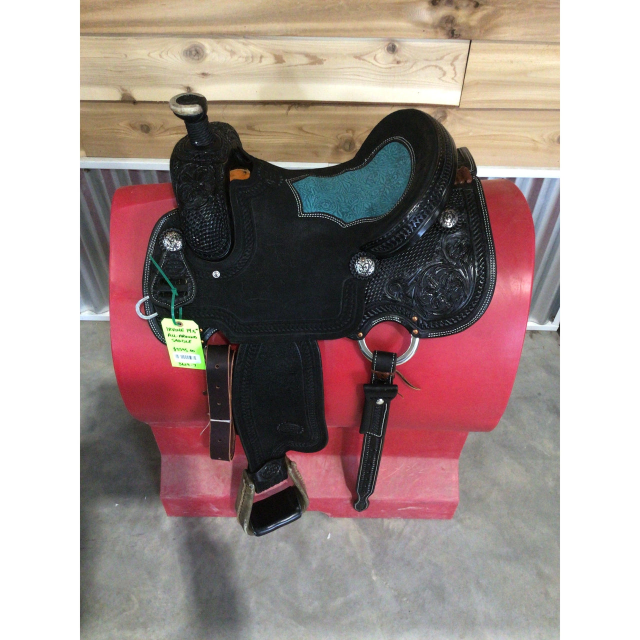 Irvine 14.5" All Around Saddle-Black