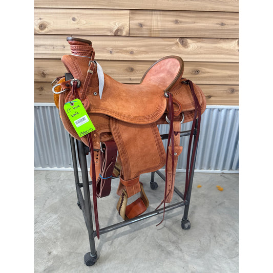 Irvine's 17" Wade Ranch Saddle