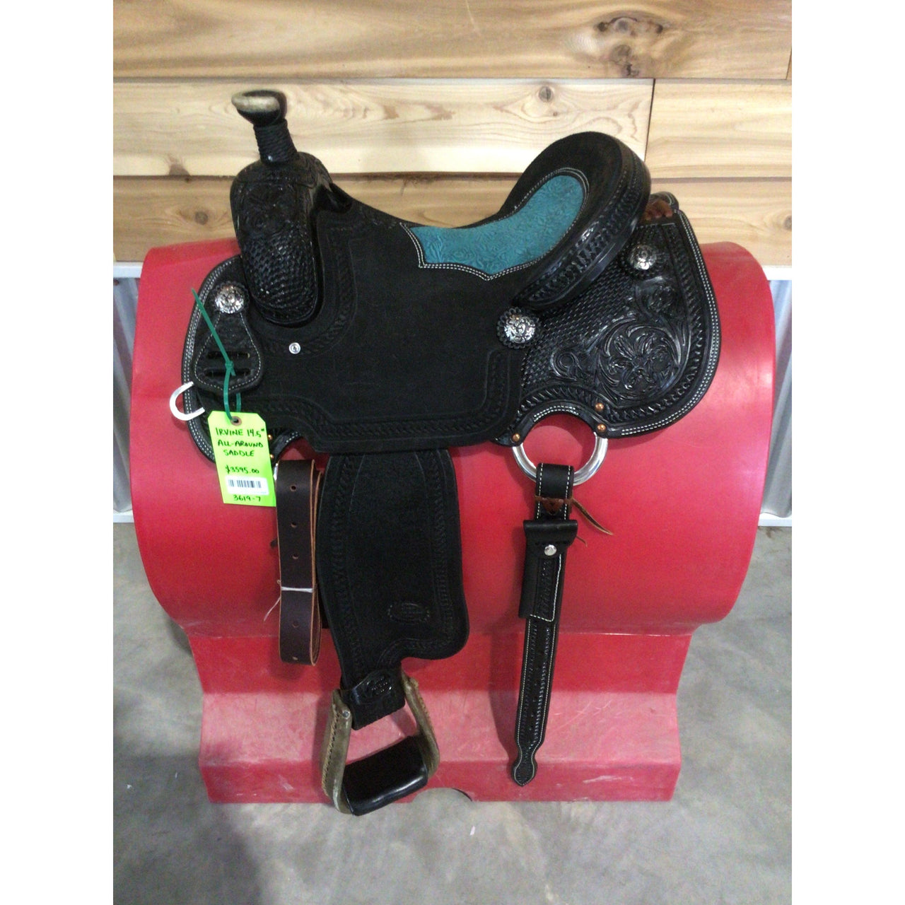 Irvine 14.5" All Around Saddle-Black