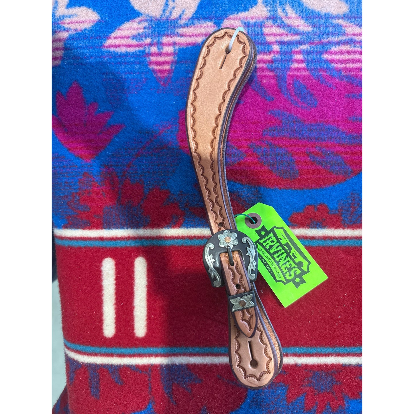 Irvine's Spur Strap-Shell Border