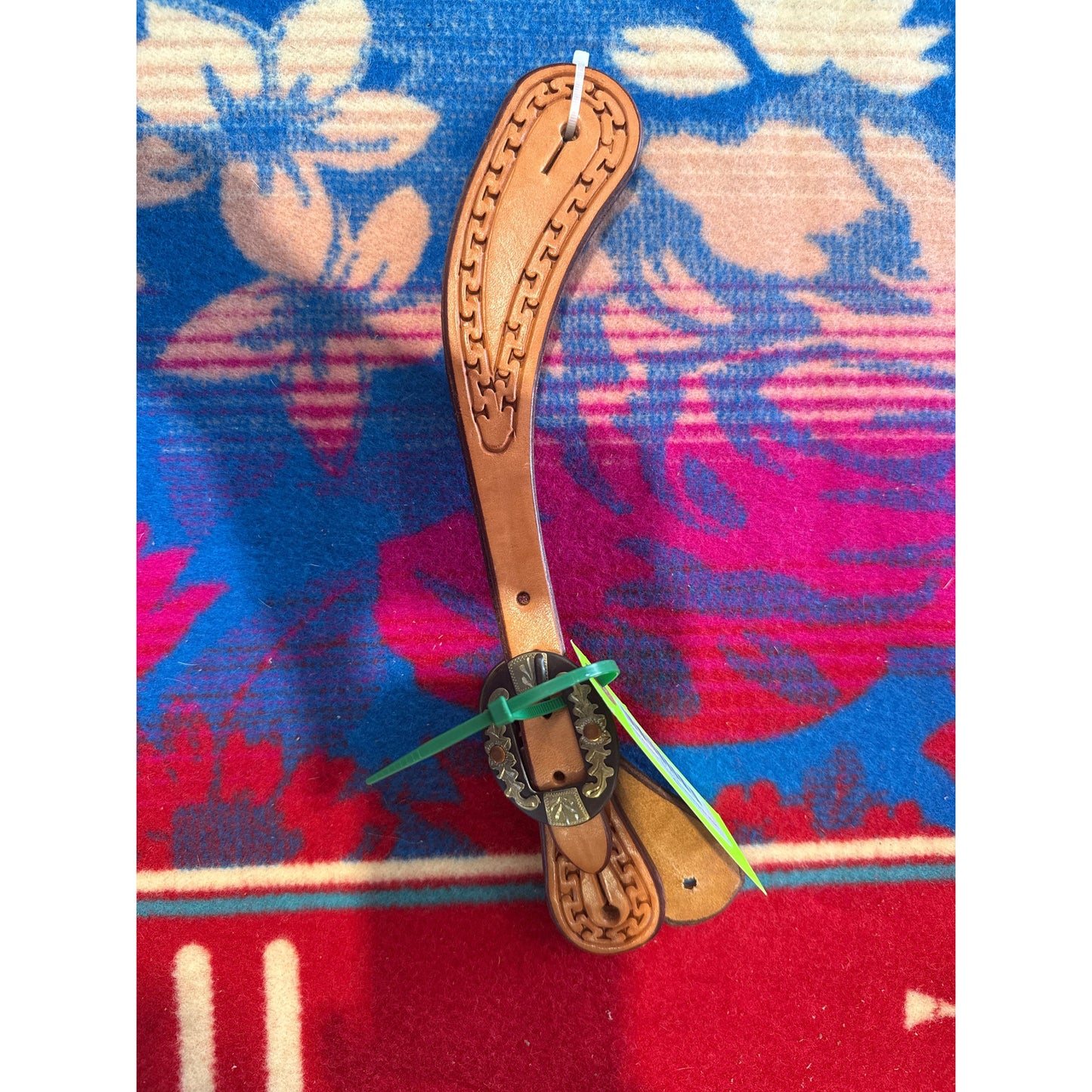 Irvine's Spur Strap-Running W Border