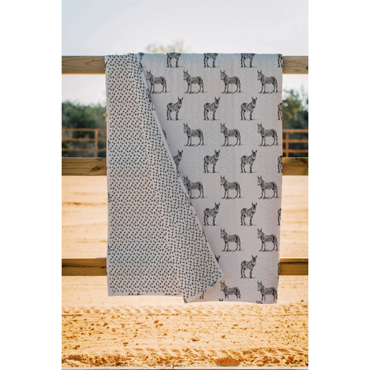 Ida Mae Home Donkey Toile Linen Black Quilt - Multiple Sizes