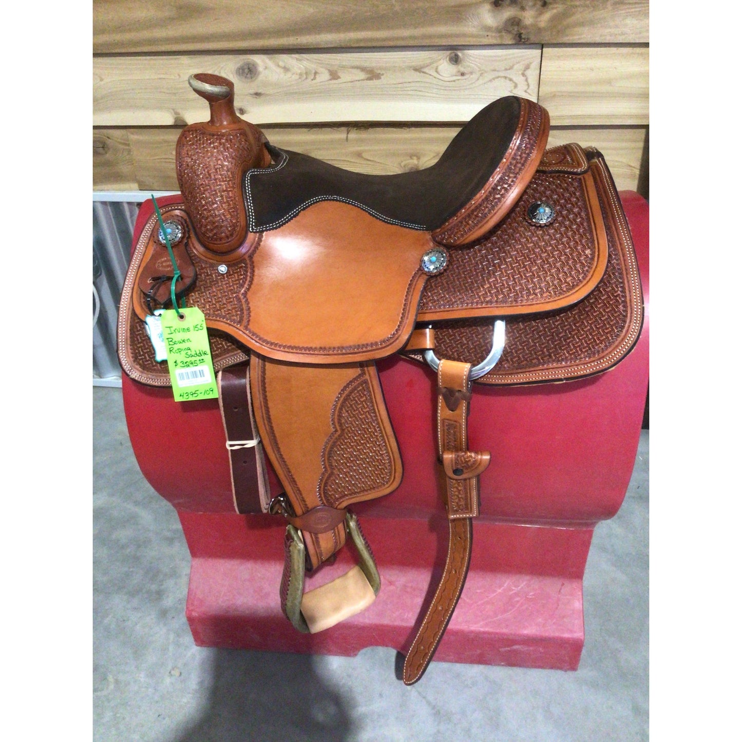 Irvine 15.5" Bowen Roping Saddle