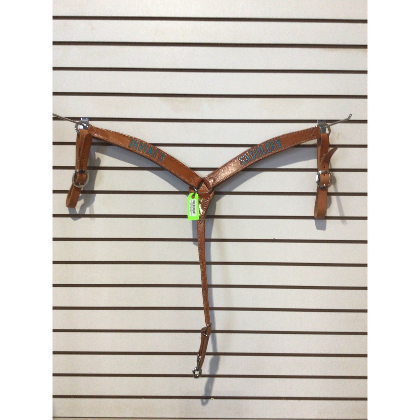 Irvine 2"Barrel Breast Collar w/Irvine Label