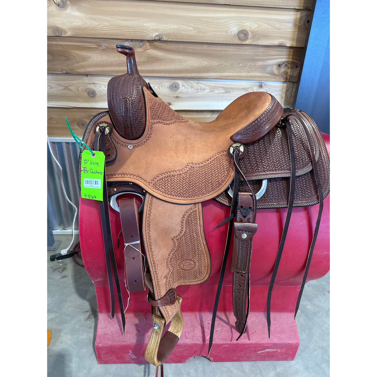 15" Irvine Pro-Cowhorse Saddle