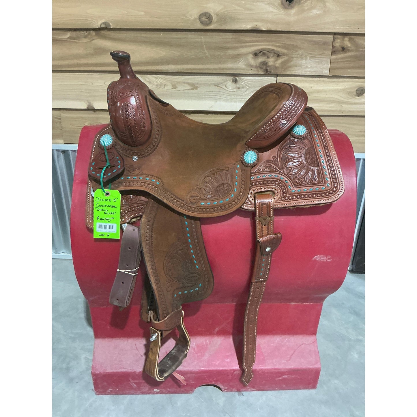 Irvine 15" Cowhorse -Demo Model