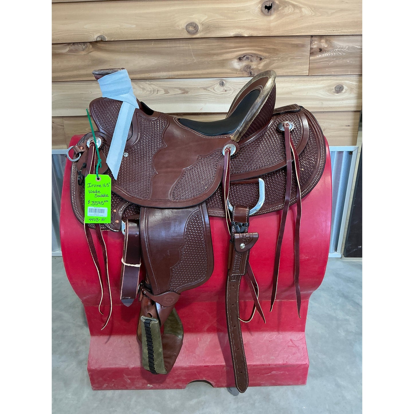 Irvine 16.5" Wade Saddle