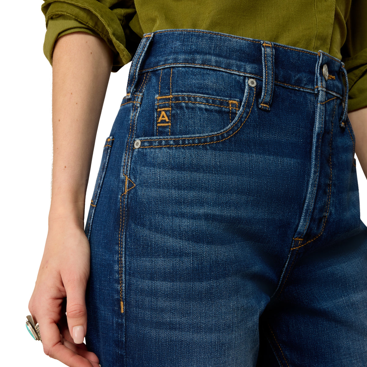 Ariat Women’s Ultra High Rise Relaxed Petra Flipside Straight Leg Jeans – Visalia